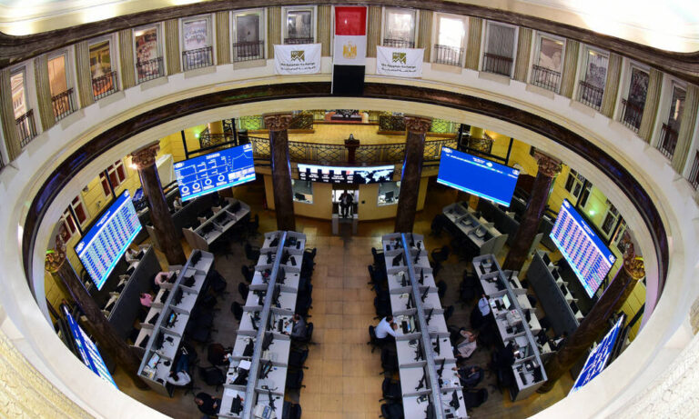 البورصة المصرية البورصة أسهم البورصةاليوم مؤشراتEGX30، EGX70، EGX100 البورصة اليوم مؤشر الشريعة الإسلامية أخبار البورصة المصري أداء البورصة المصرية