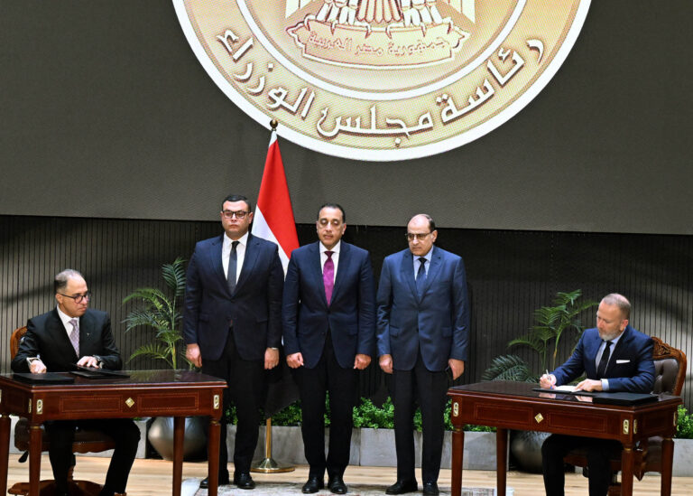 جانب من مراسم توقيع العقود بحضور الدكتور مصطفى مدبولي